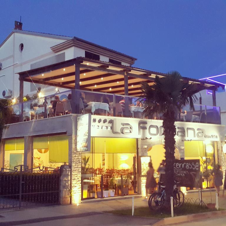 Bed & Breakfast La Fontana เมดูลิน ภายนอก รูปภาพ